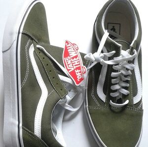 FIRM PRICE New Green Suede Vans Old Skool Sneakers